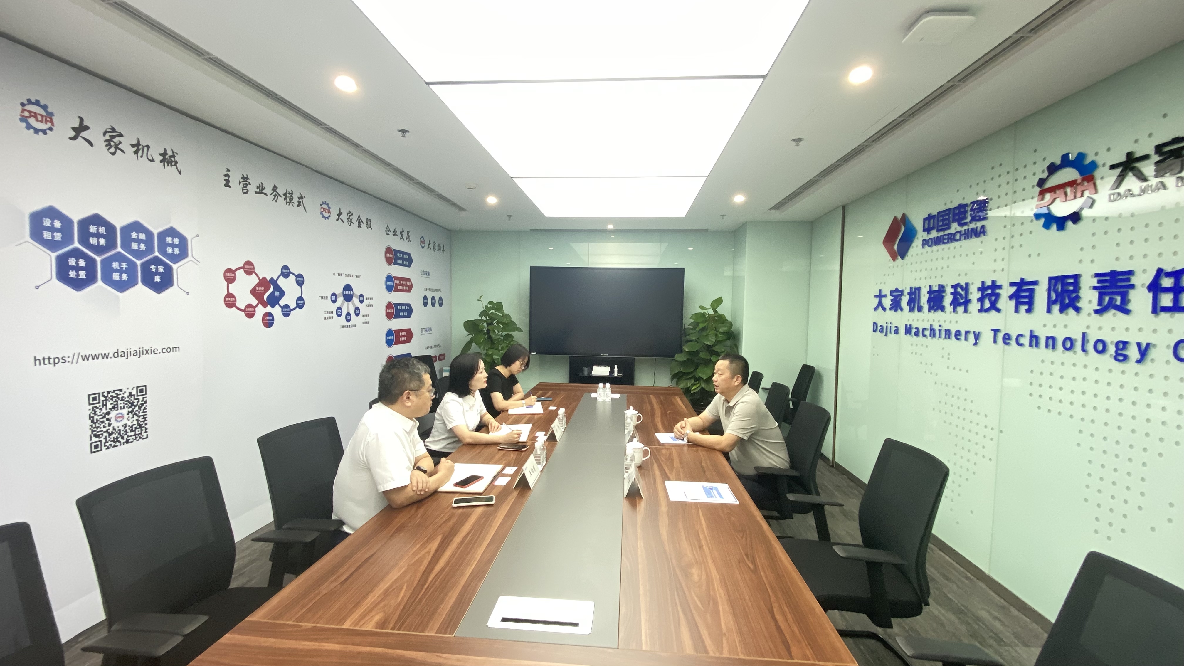 湖北省吊装行业协会领导拜访中国电建集团租赁有限公司